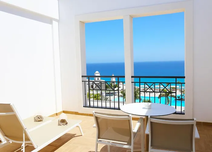 Royal Palm & - Adults Only