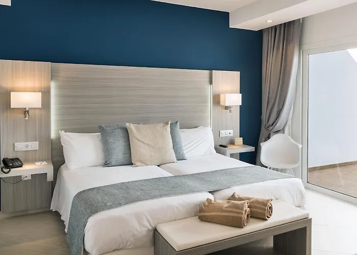 Royal Palm & - Adults Only 4*