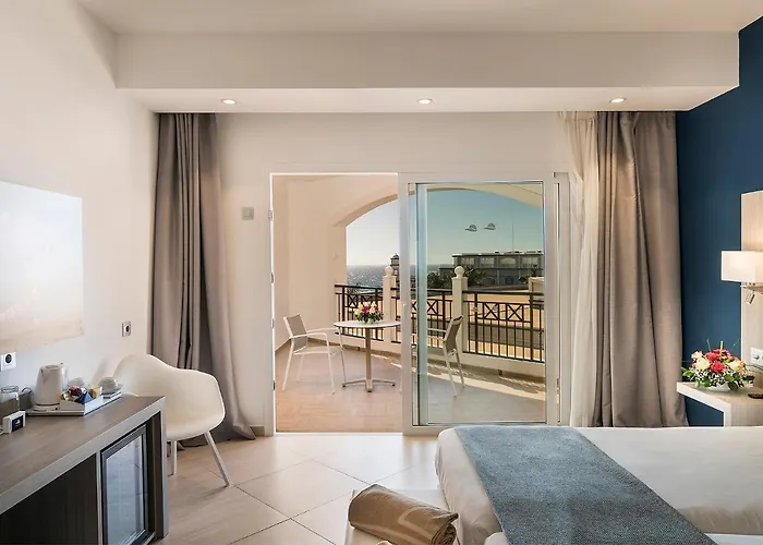 Royal Palm & - Adults Only Feriested