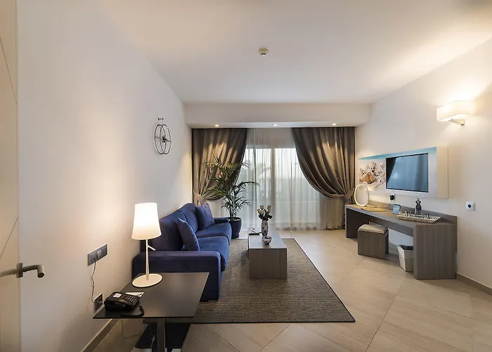 Resort Royal Palm & - Adults Only 4*