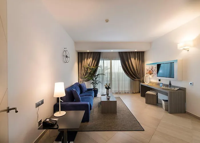 Royal Palm & - Adults Only Resort 4*