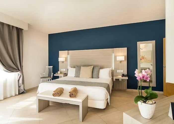 Royal Palm & - Adults Only Resort 4*